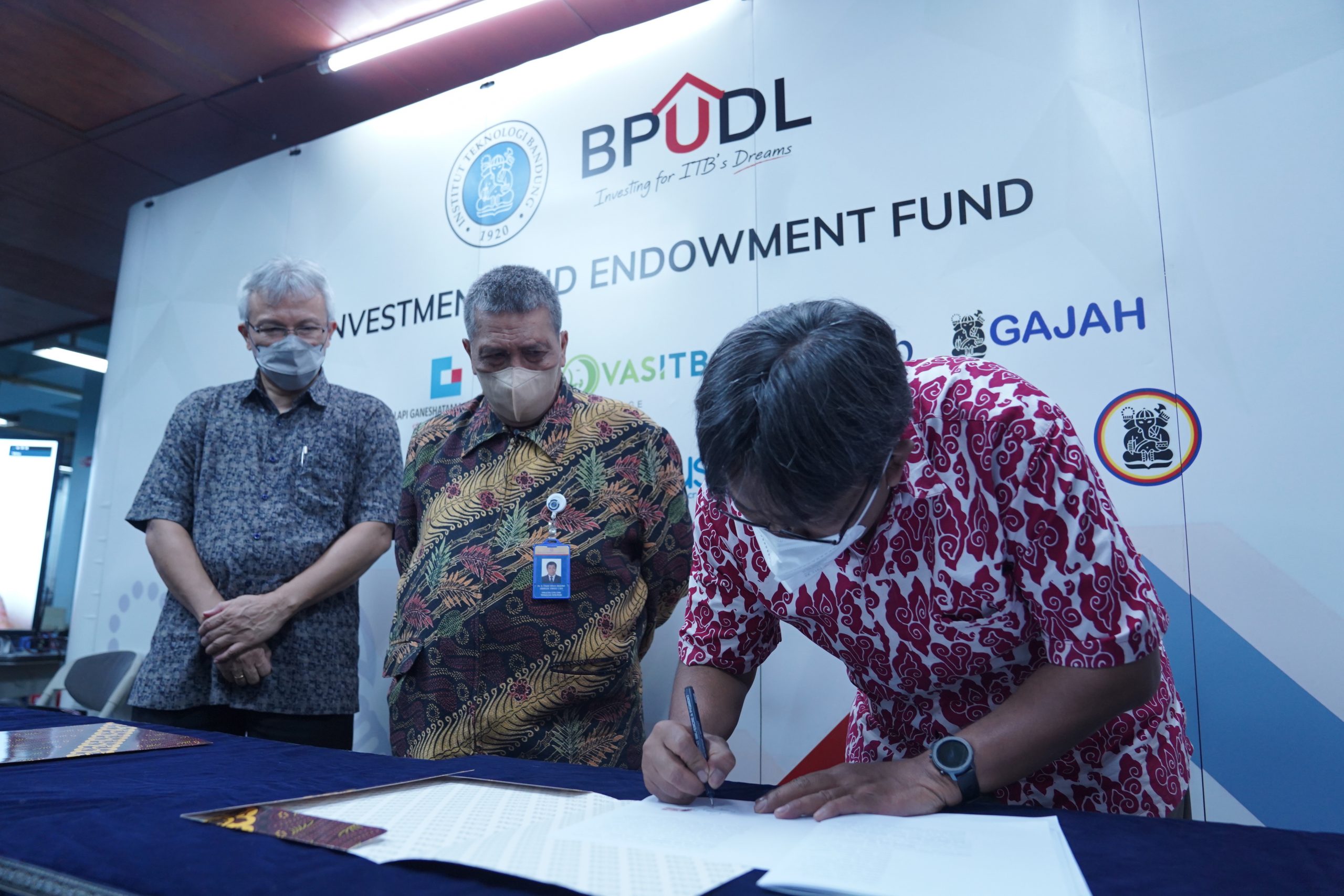 PT ITB Press resmi menjadi Unit Usaha Komersial baru ITB